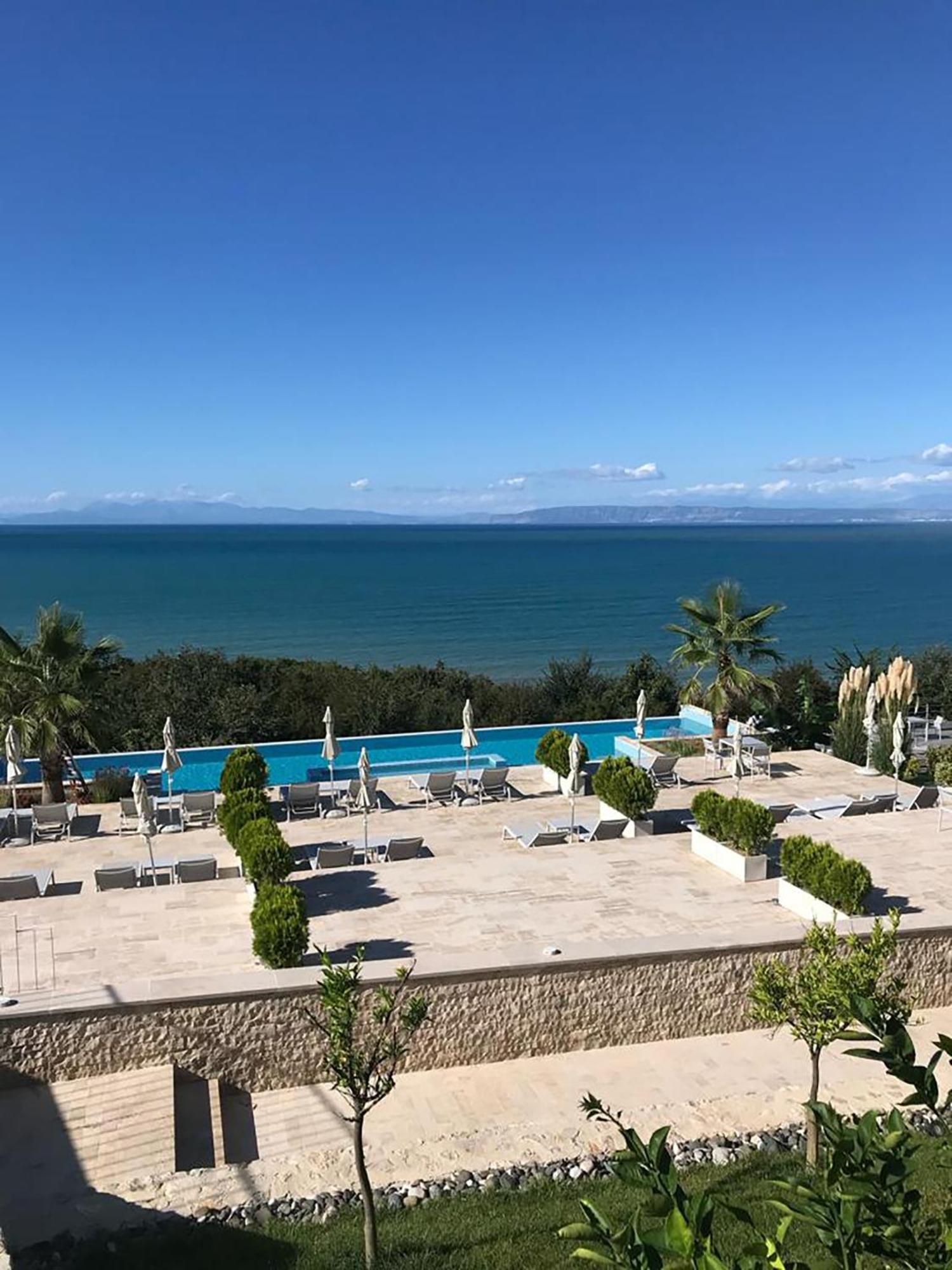 Deluxe Villa Jante Infinity Pool Durrës Kültér fotó